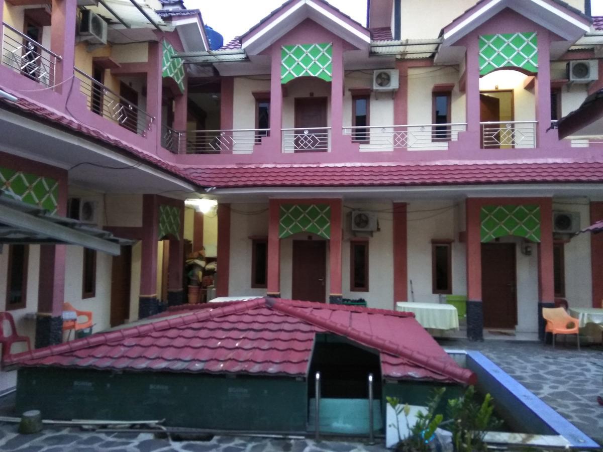 Hotel Pondok Cemara Medan Exterior foto