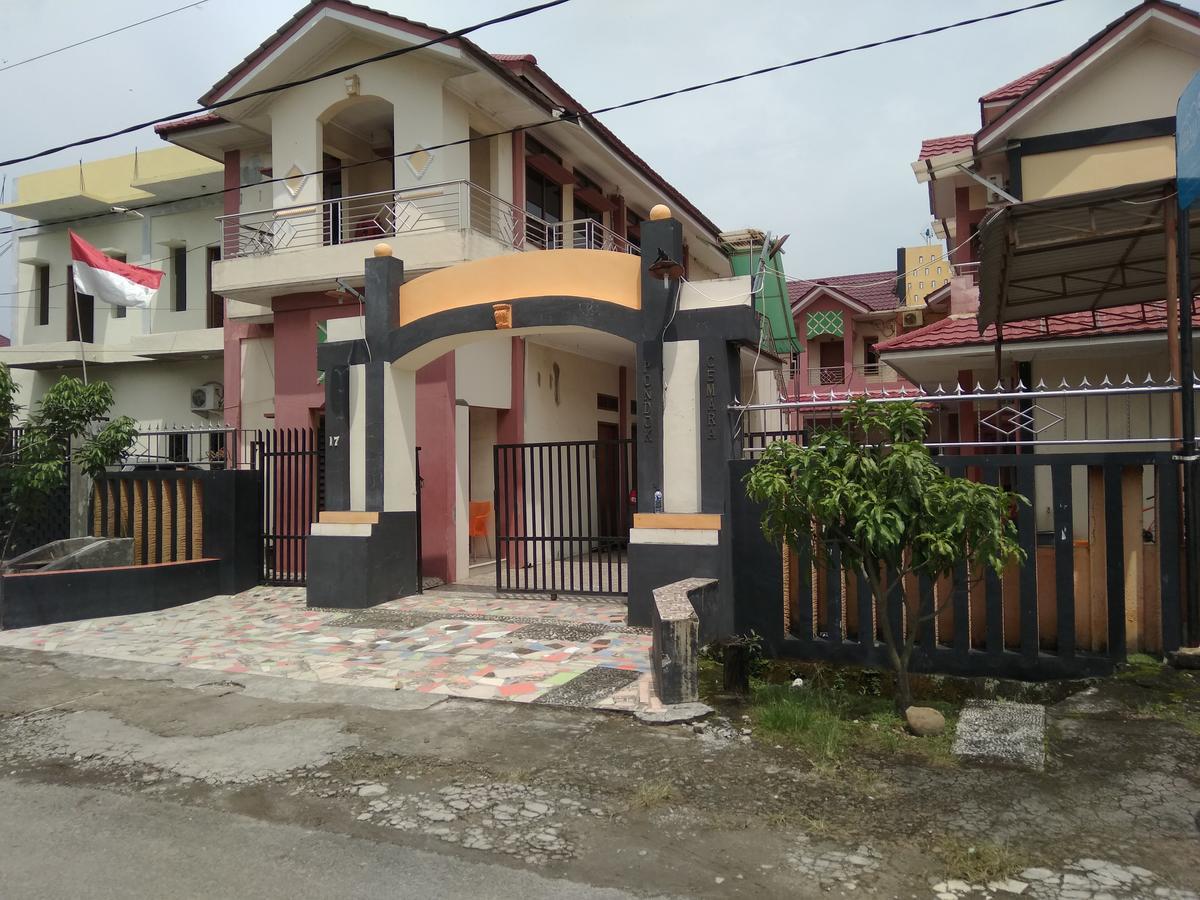 Hotel Pondok Cemara Medan Exterior foto